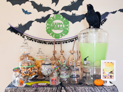 confectionerybliss:  Monster’s Ball Halloween Party {Bats, Witches &amp; More!} | HWTM