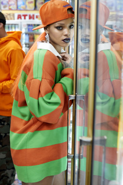 smokingsomethingwithrihanna:Rihanna For Paper Magazine