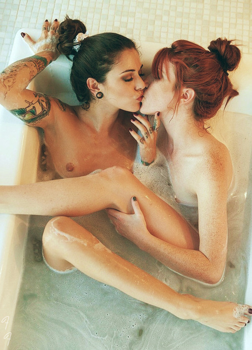 Bath tub teasing