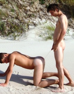 nakedpublicfun:  I wouldn’t mind that  This