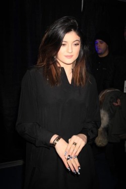 keeping-up-with-the-jenners:  January 29, 2014- kylie at Austin Mahone performance at PepsiCo’s Super Bowl Celebration as part of ”# PEPCITY” event at Bryant Park