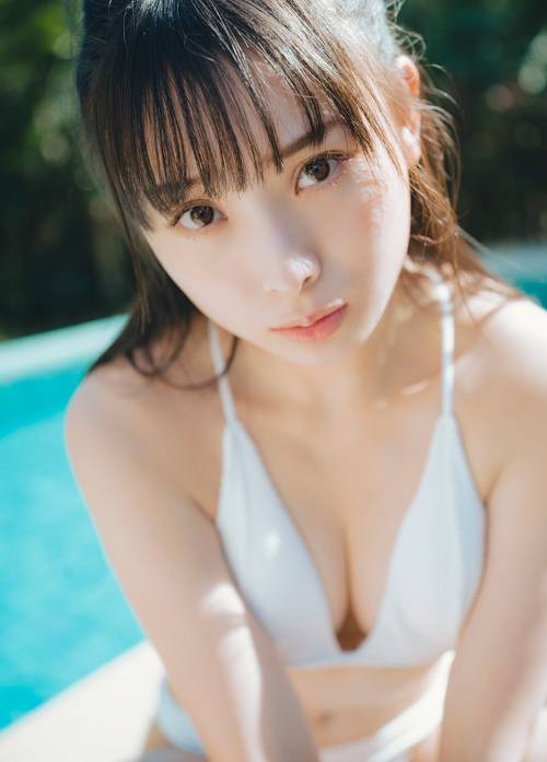 soimort48:  梅山恋和 1st写真集 「恋する人」Cocona Umeyama 1st photobook “One in love”  https://www.amazon.co.jp/dp/439115756X/