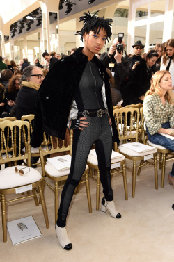 oh-imprettyboy:  celebritiesofcolor:  Willow Smith attends the Chanel show during the 2016-2017 fall/winter ready-to-wear collection fashion show on March 8, 2016 in Paris.  SHE LOOKS LIKE A SUPERHERO 
