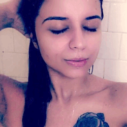 bbyg4daddy:  Shower with me