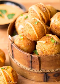 thecraving:  Cheesy Yuca Balls with a Chipotle Mayo 