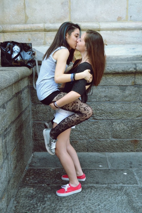 Young little girls kissing