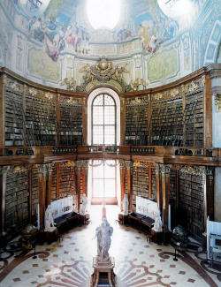 bookgeekconfessions:   Candida Hofer - Libraries (published 2005)  LIBRARIES! LIBRARIES EVERYWHERE?! 