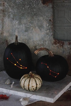 vapouet:  Halloween ♥ | via Tumblr on We Heart It. 
