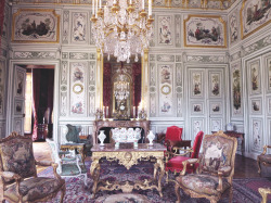   Madame de Pompadour&rsquo;s Chateau de Champs-sur-Marne - Chinese roomcredit :Â   Monceau