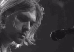 montage-of-cobain:  hurts