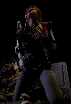 scarymovies101:The Return of the Living Dead (1985)