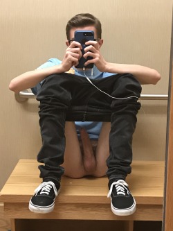 hornytwinkbottom:Jacking off in a Kohl’s 🍆