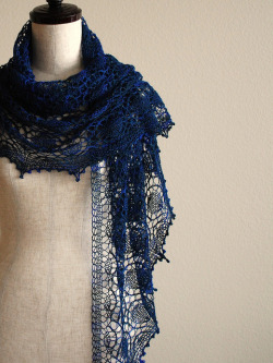 lightsharpnesssong:  Knitting Inspiration - I really love all these vivid blues. You may have heard me mention the “blue bird of happiness,” which is exactly the color of blue that I associate with all sorts of positive things; maybe it’s because