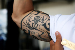 Te skeletal frog tattoo is the design for fallen Navy Seals. God Bless them for paying the ultimate sacrifice! -fm