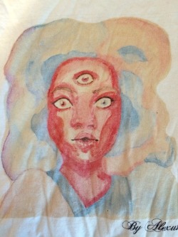 dork-who-does-art:  @jen-iii I turned my watercolor painting of Cotton Candy Garnet into a shirt -w-