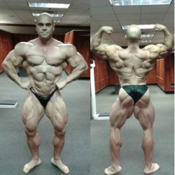 Lukáš Osladil - 12 days prior to Olympia 2017. I can&rsquo;t tell if he is pushing his ass back or if it is just that thick, maybe both?