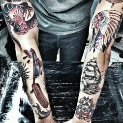 tattoobodies:  tattoo blog