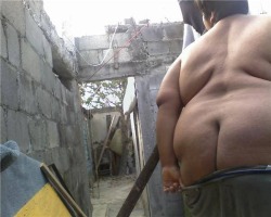 upnorthrockness:  Nice quick back alley fuck..#bigfatass  Google maps&hellip; Find me this alley now!