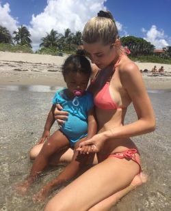 whitecreamnsugar:and still young enough to have several more black babies  i have already 4 black daughtersand I hope to have morexxsixtine