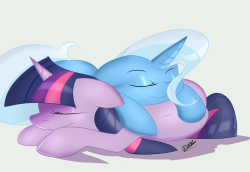 coldstorm-the-sly:  cuddle cuddles who DOESN’T like cuddles A commission i did for ; tumblr:http://the-smiling-pony.tumblr.com/ inkbunny:https://inkbunny.net/TheSmilingPony  Twixie~! &lt;3