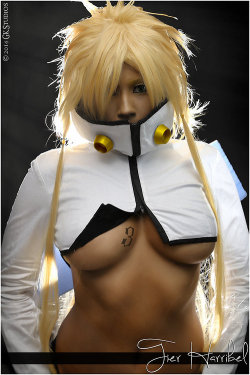 hotcosplaychicks:  Tier Harribel Check out http://hotcosplaychicks.tumblr.com for more awesome cosplay  Fucking awesome