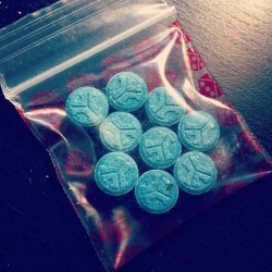 hippintripy:  MDMA 