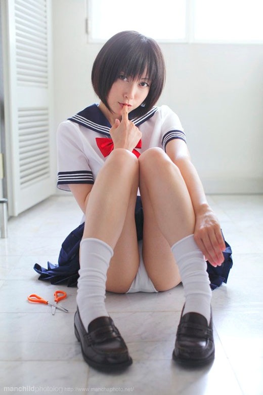 Japanese schoolgirl pussy
