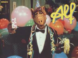 rediscoverthe80s:  Happy New Year From ALF!