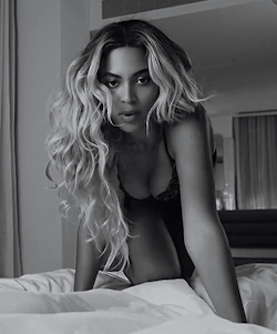 rihannafenty: Rocket (2013) dir.   Beyoncé   Knowles