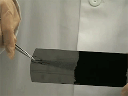 coolthingoftheday:  vintagetvfan:  kidsnextdoormoonbase824c:  mousathe14:  thespectacularspider-girl:  toppermostpoppermost:  sizvideos:  Carbon Nanotube Muscle is so light it floats - Video  My science boner hurts right now.  I’m imagining synthetic