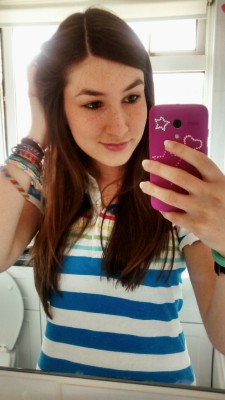 lesbian-in-brighton:  Reppin’ the rainbow polo shirt and rainbow bracelet today  You look very cute love your freckles