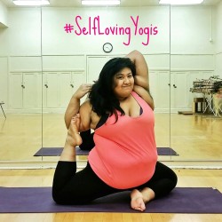 myhappyfat:big-gal-yoga:#SelfLovingYogis 14-Day Yoga Challenge with big-gal-yoga Day 8-14Sponsors: @personalrecordofficial @3rdstreetlegacy @stardancerdesigns Love this lady so much! Inspires me every day.