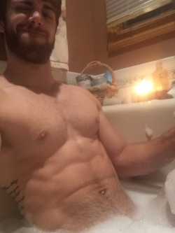 walkinghardon:  romancingthelookyloos:  Saturday night in jacuzzi looks   http://walkinghardon.tumblr.comcome stare at hot guys with me. submissions/asks encouraged.