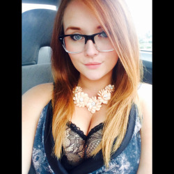 babes-with-glasses:  Sexy lips http://ift.tt/1M8TOu1