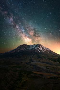 planets-stars-galaxy:  Mount St. Helens, Washington 🗻