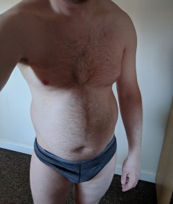 rugbycub86:  #beef #fat #muscle #gainer #belly #tummytuesday #grommr #fatboy