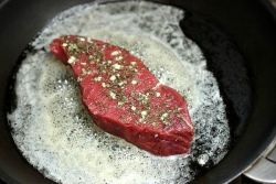 fuckingandfeasting:  myfoodismalife:  Learn To Make The Perfect Steak: http://ichirokanami.tinycontentbytes.me/a-guys-guide-to-the-perfect-steak  important.