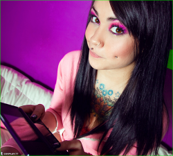 cosplay-77:  a Cutie Gamer for today♥
