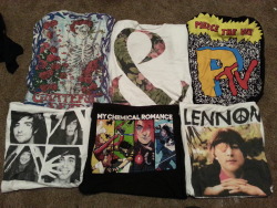 ohioisloko:  K SO I’M HAVING A HUGE GIVEAWAY. it includes (not in order from pictures) ; Abandon All Ships skull w/ candles shirt Sleeping With Sirens zombie shirt Asking Alexandria green letters with band members shirt Kitten concert shirt including