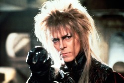 soapsock:  rottentomatoes:  RIP David Bowie     T T