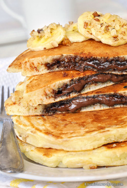 delicious-food-porn:  Nutella Stuffed Pancakes (Greek Recipe)   oh good lord