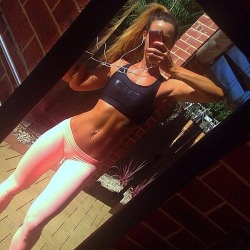 befitnessbabes:  Fitness Girls #Never Give Up #Be Healthy #fispiration #runners