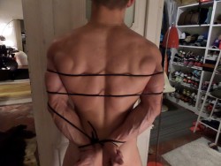 dsstud:Perfect back, and perfect situation. 
