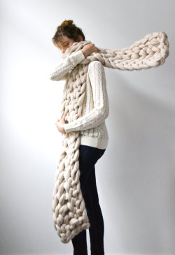 culturenlifestyle:  Handmade Oversized Scarves &amp; Chunky Blankets In love with knitting since my childhood, French boutique’s, Un Long Dimanche’s resident artist “Elodie” has been knitting since childhood. The expert knitter’s shop’s name