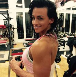 cindylandolt:  Thank you everyone for watching my LIVE TRAINING SESSION tonight 😊😊 just had my Post workout Shake and look forward to see you again on Monday 7th December 2015 8.30pm CET 😊😊  http://members.cindylandolt.ch/en/live/ (at Centurion