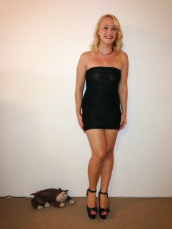 On my way out to my birthday dinner =) I hope you like my pussy!