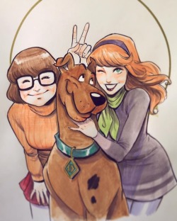 lukaswerneck: Scooby and the Girls #inktober #inktober2017 #ink #sketch #sketchbook #scoobydoo #Daphne #Velma #makers #copicmarkers #copic