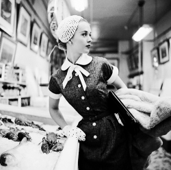 vintagegal:  Tippi Hedren photographed Genevieve Naylor,1954  (via) 