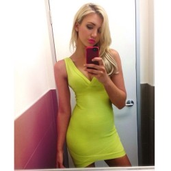 sexxxters: Hot blondie in green mini. Yum.  – See our girls: https://www.sexxxters.com 