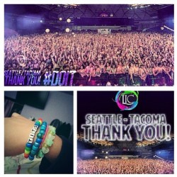 superfoof:  Because this was how amazing last night was #justsayin #repost from @shanaynaaaay too bad I didn’t see you there! #lifeincolor #lic #rave #rebirth #dayglow #tacomadome